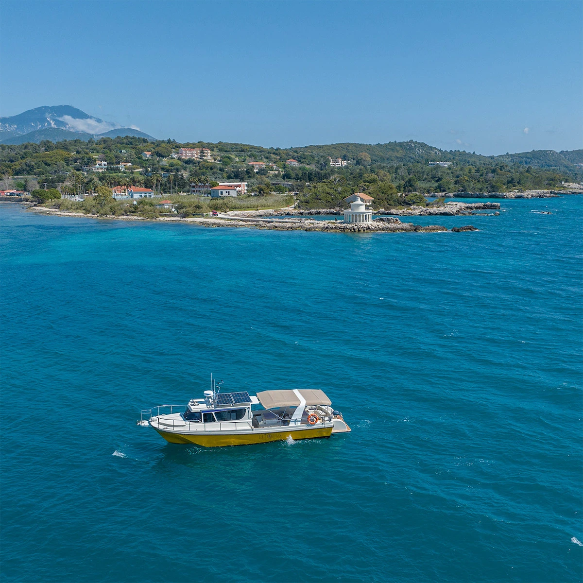 Daily Cruises From Argostoli Kefalonia - Kefalonia Daily Cruises - Daily Cruises from Argostoli to White Rocks Beach and Vardianoi Island